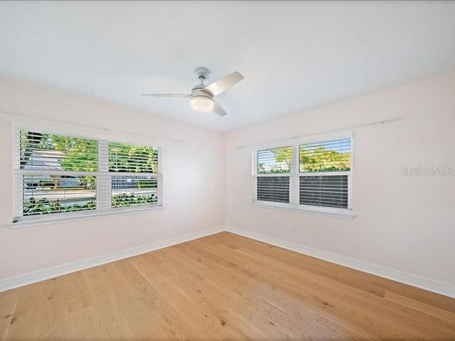 2492 WATERVIEW COURT, Sarasota, FL 34231