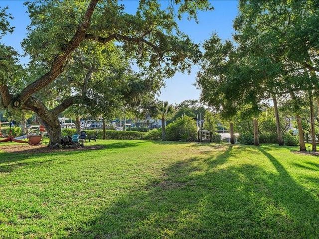 2492 WATERVIEW COURT, Sarasota, FL 34231