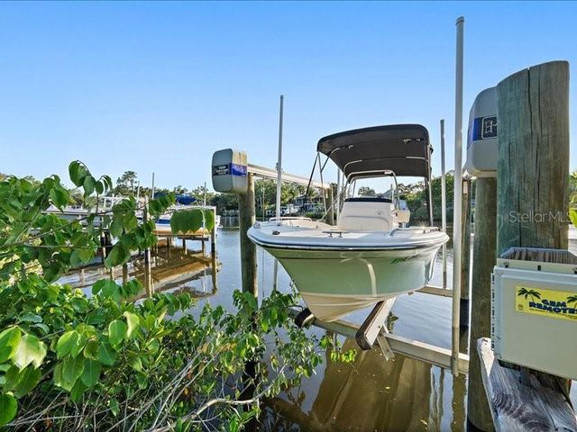 2492 WATERVIEW COURT, Sarasota, FL 34231