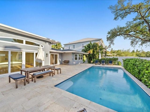 2492 WATERVIEW COURT, Sarasota, FL 34231