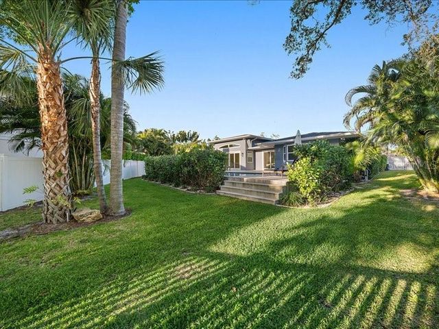 2492 WATERVIEW COURT, Sarasota, FL 34231