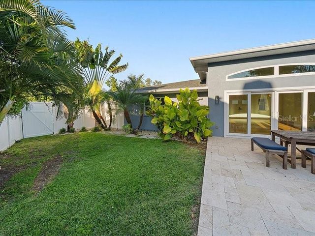 2492 WATERVIEW COURT, Sarasota, FL 34231