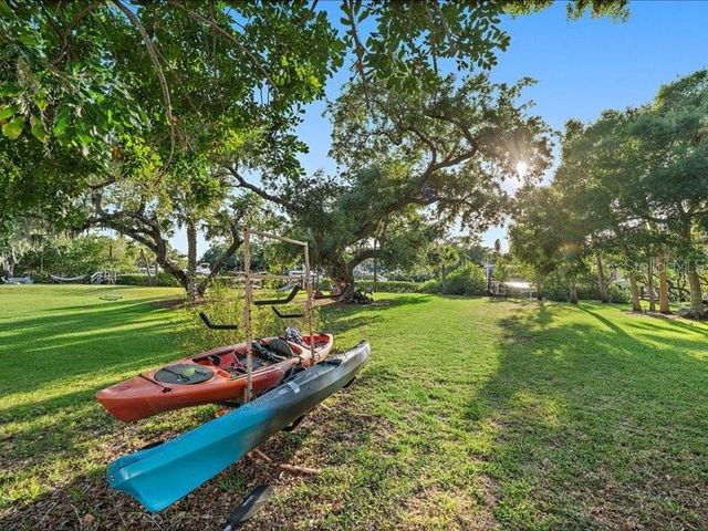 2492 WATERVIEW COURT, Sarasota, FL 34231