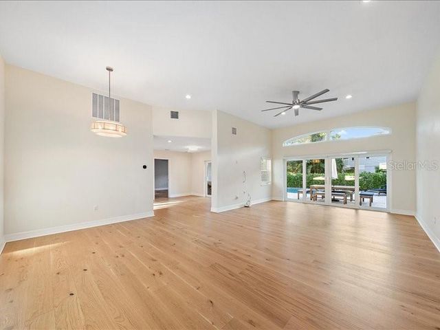 2492 WATERVIEW COURT, Sarasota, FL 34231