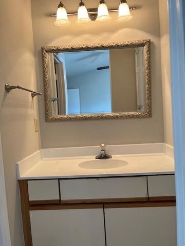 600 Bagby Avenue 1E, Waco, TX 76706