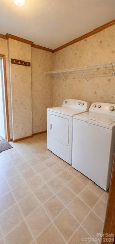6162 Sherwood Lane, Denver, NC 28037