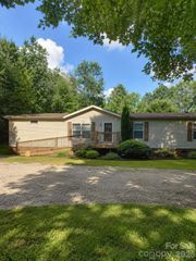 6162 Sherwood Lane, Denver, NC 28037