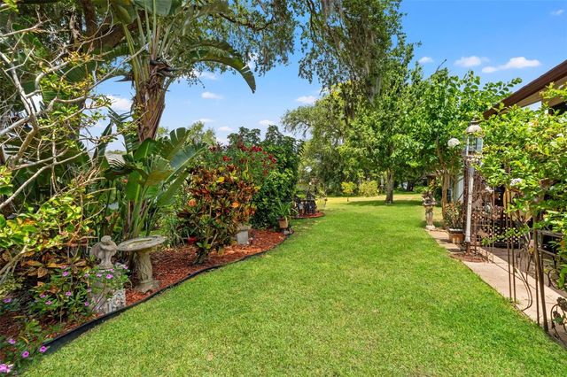 10541 GREEN MEADOW LANE, Port Richey, FL 34668