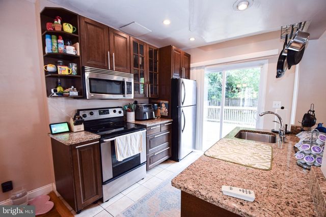 5400 SUMMERFIELD AVE, Baltimore, MD 21206