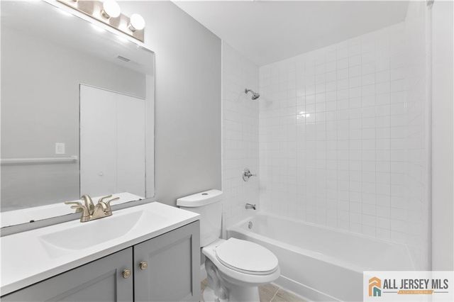 2415 Ravens Crest Drive 2415, Plainsboro, NJ 08536