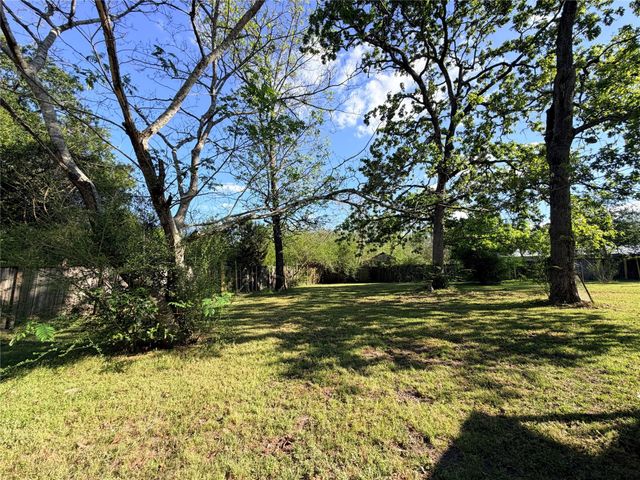 2475 County Road 4260, Woodville, TX 75979