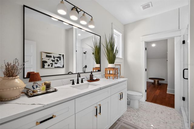 502 W NORTH BAY STREET, Tampa, FL 33603