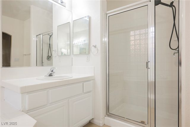 442 Dynacraft Street, Las Vegas, NV 89148