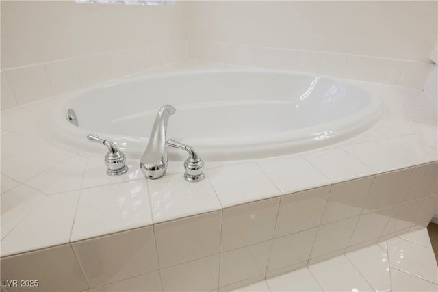 442 Dynacraft Street, Las Vegas, NV 89148