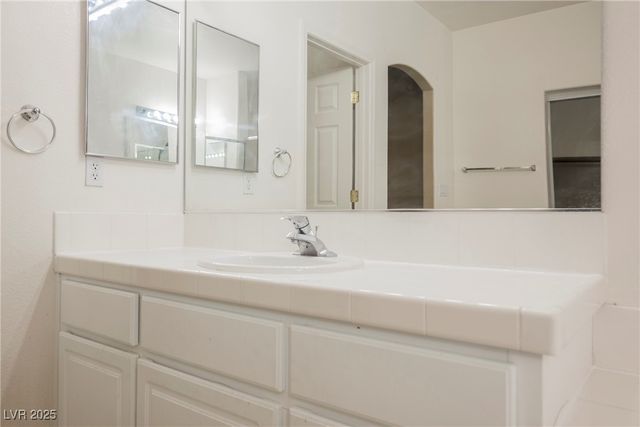 442 Dynacraft Street, Las Vegas, NV 89148