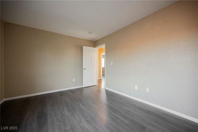 442 Dynacraft Street, Las Vegas, NV 89148