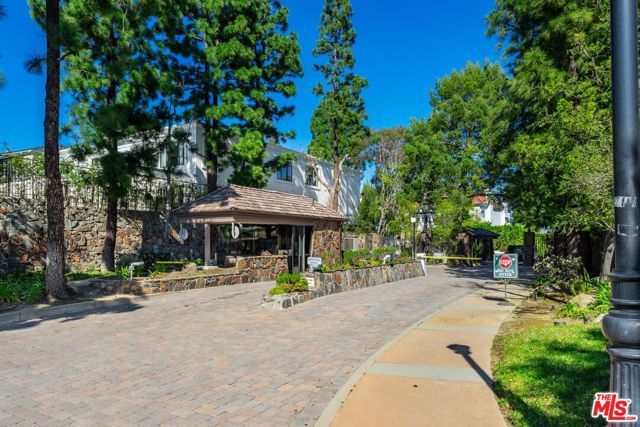 12001 Crest Court, Beverly Hills, CA 90210