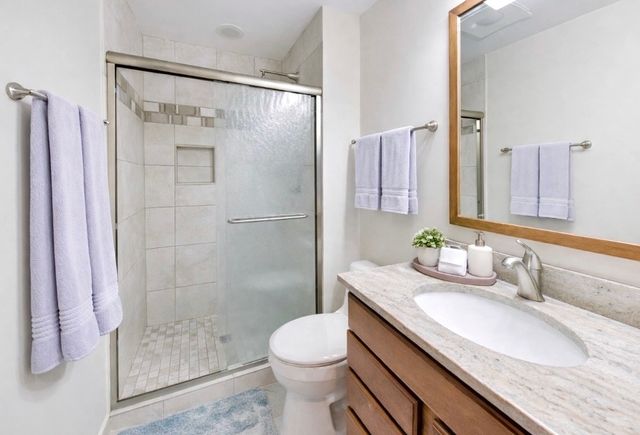 5020 Dukesberry Lane, Hoffman Estates, IL 60010