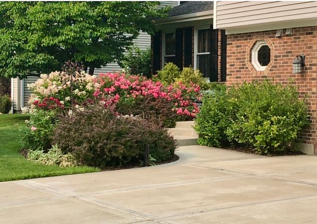 5020 Dukesberry Lane, Hoffman Estates, IL 60010