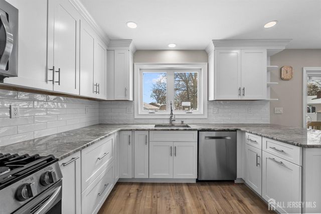 88 Wooding Avenue, Edison, NJ 08817