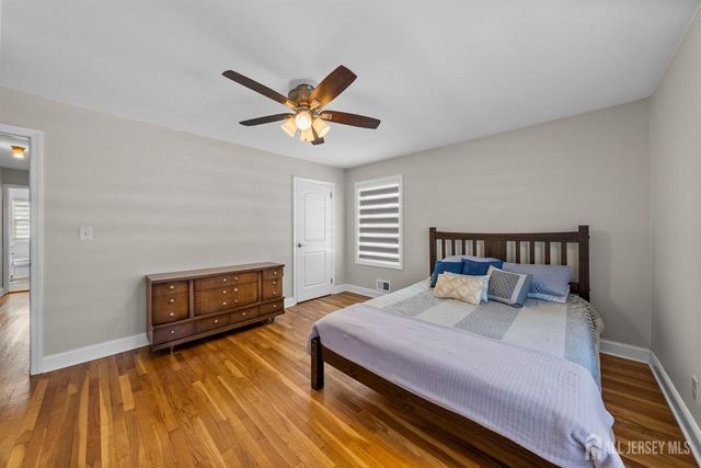 88 Wooding Avenue, Edison, NJ 08817