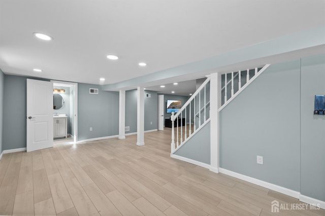 88 Wooding Avenue, Edison, NJ 08817