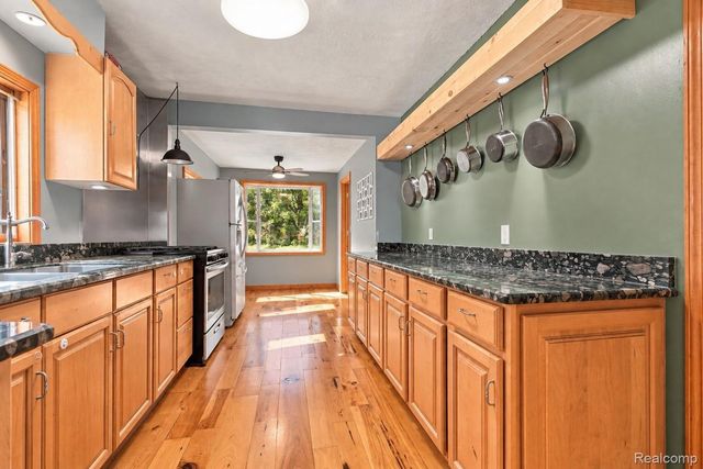 1519 Eastward Street, Alma, MI 48801
