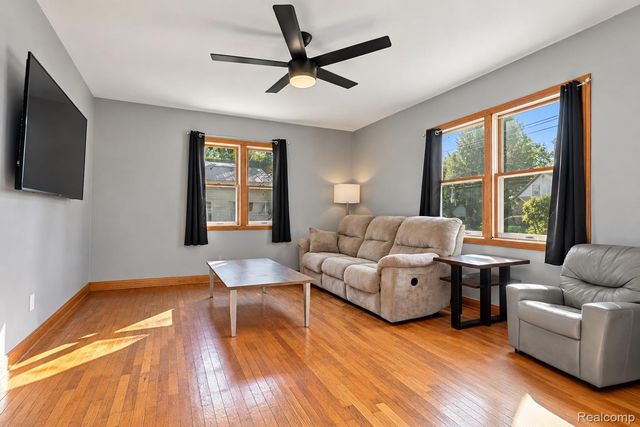 1519 Eastward Street, Alma, MI 48801