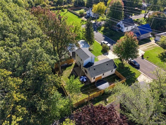 1519 Eastward Street, Alma, MI 48801
