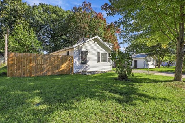 1519 Eastward Street, Alma, MI 48801