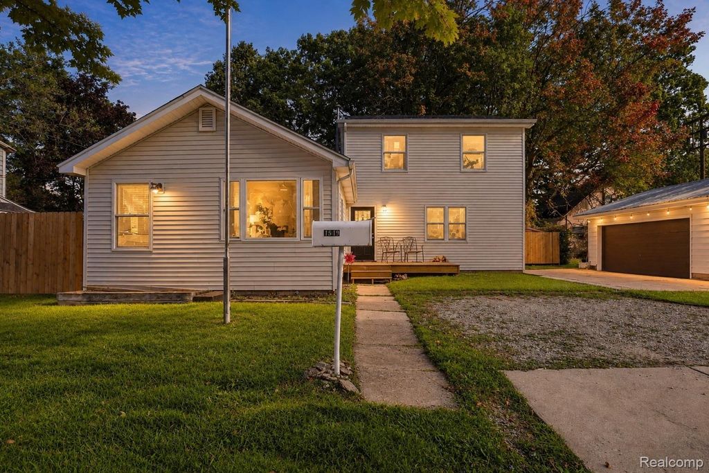 1519 Eastward Street, Alma, MI 48801