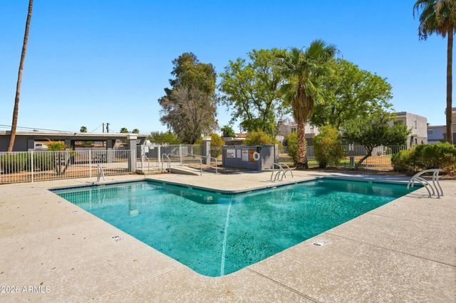 6649 N 27TH Avenue, Phoenix, AZ 85017