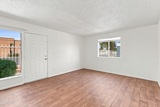6649 N 27TH Avenue, Phoenix, AZ 85017