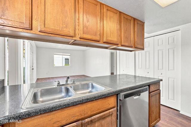 6649 N 27TH Avenue, Phoenix, AZ 85017