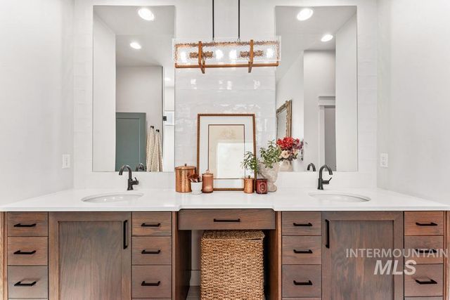 6981 N Maplestone Ave, Meridian, ID 83646