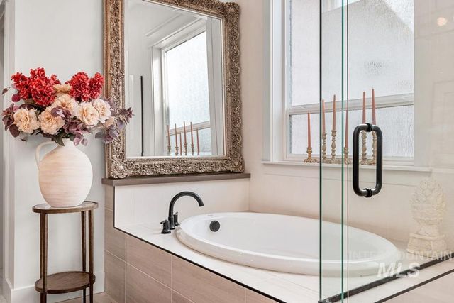 6981 N Maplestone Ave, Meridian, ID 83646