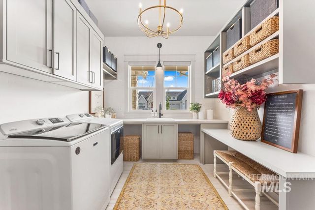 6981 N Maplestone Ave, Meridian, ID 83646