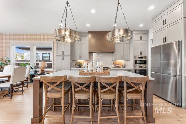 6981 N Maplestone Ave, Meridian, ID 83646