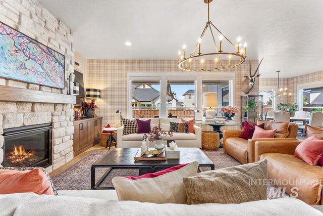 6981 N Maplestone Ave, Meridian, ID 83646