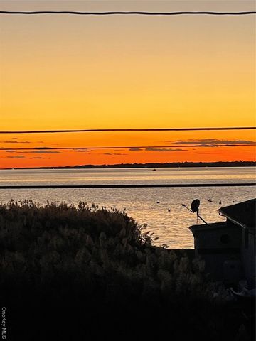 79 Grandview Drive, Shirley, NY 11967