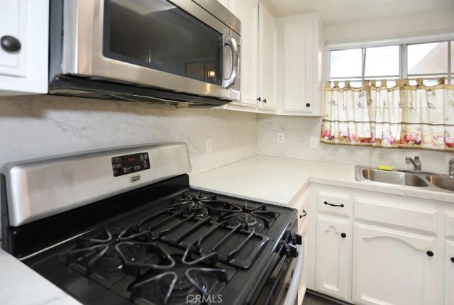 8032 Rose 13, Paramount, CA 90723