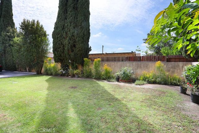 8032 Rose 13, Paramount, CA 90723