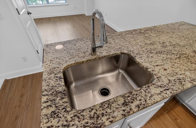 1252 Allusion Lane 201, Mount Pleasant, SC 29466