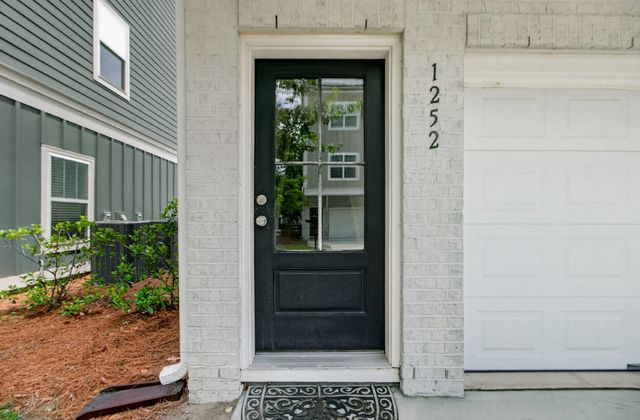 1252 Allusion Lane 201, Mount Pleasant, SC 29466