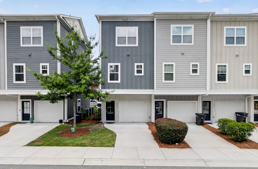 1252 Allusion Lane 201, Mount Pleasant, SC 29466