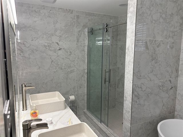 3139 Oakdale Street, Houston, TX 77004