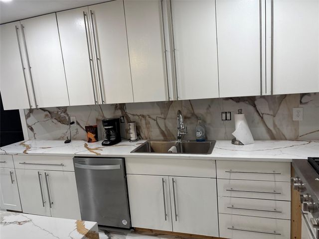 3139 Oakdale Street, Houston, TX 77004
