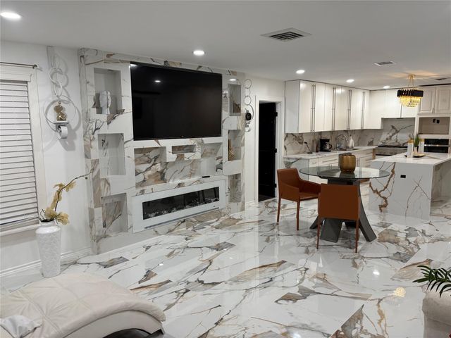 3139 Oakdale Street, Houston, TX 77004