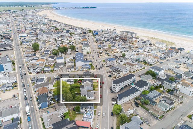 13 Ocean Boulevard, Hampton, NH 03842