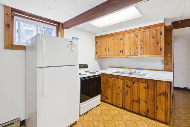 13 Ocean Boulevard, Hampton, NH 03842